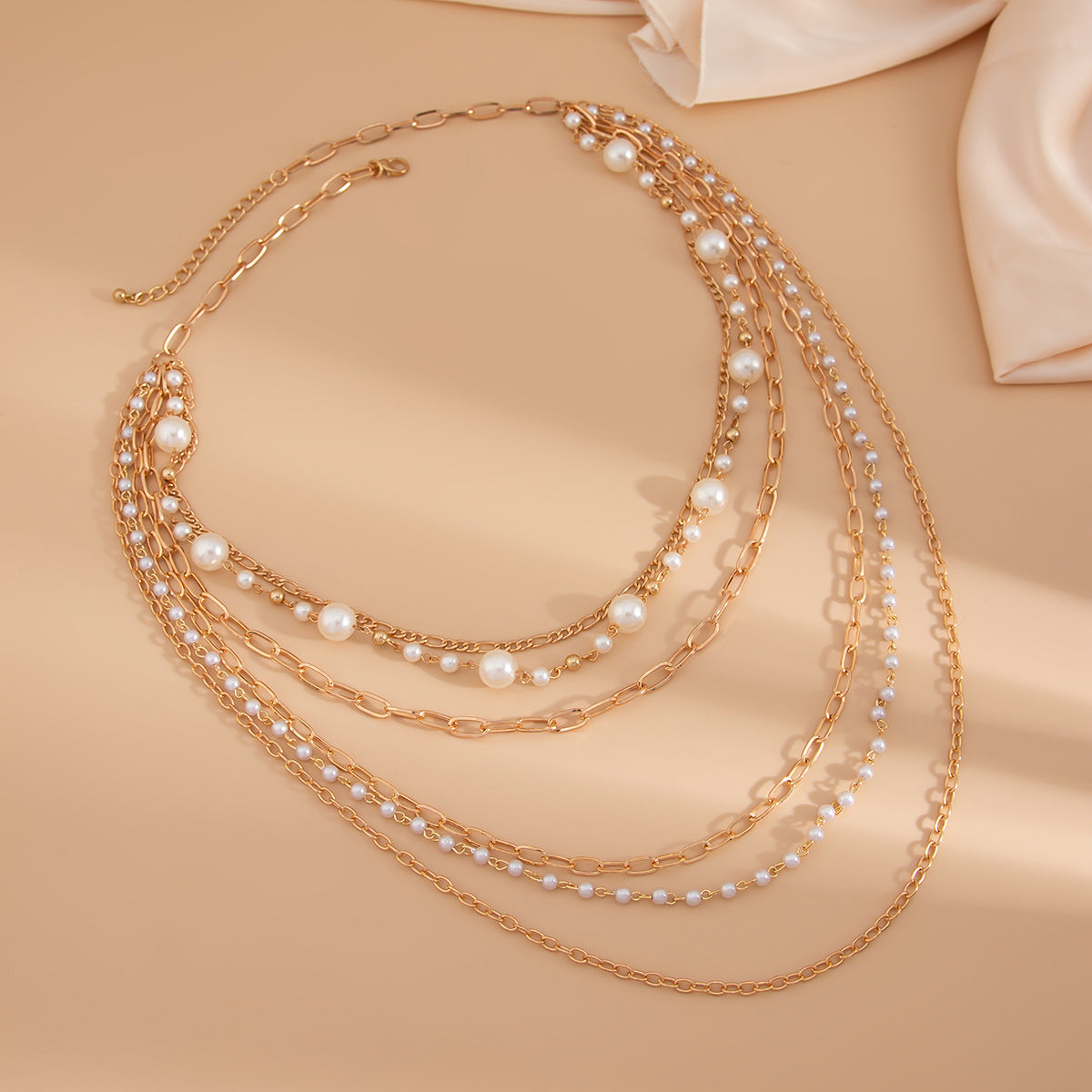 Cold Stringed Pearls Long Necklace Suit